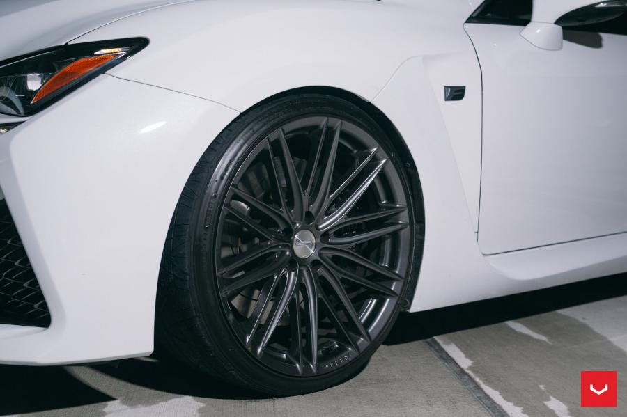 Детали экстерьера Lexus RC F on Vossen Wheels (VFS4) 2017 года  (фото 11 из 11)